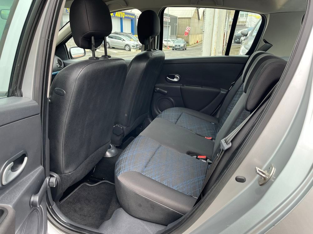 Clio III Clio 1.5 dCi 70 Expression 2008 occasion 42700 Firminy