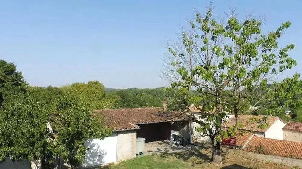Vente Villa Portes ouvertes dimanche 4 octobre, visites le de 10h à 18h. Lussac-les-châteaux