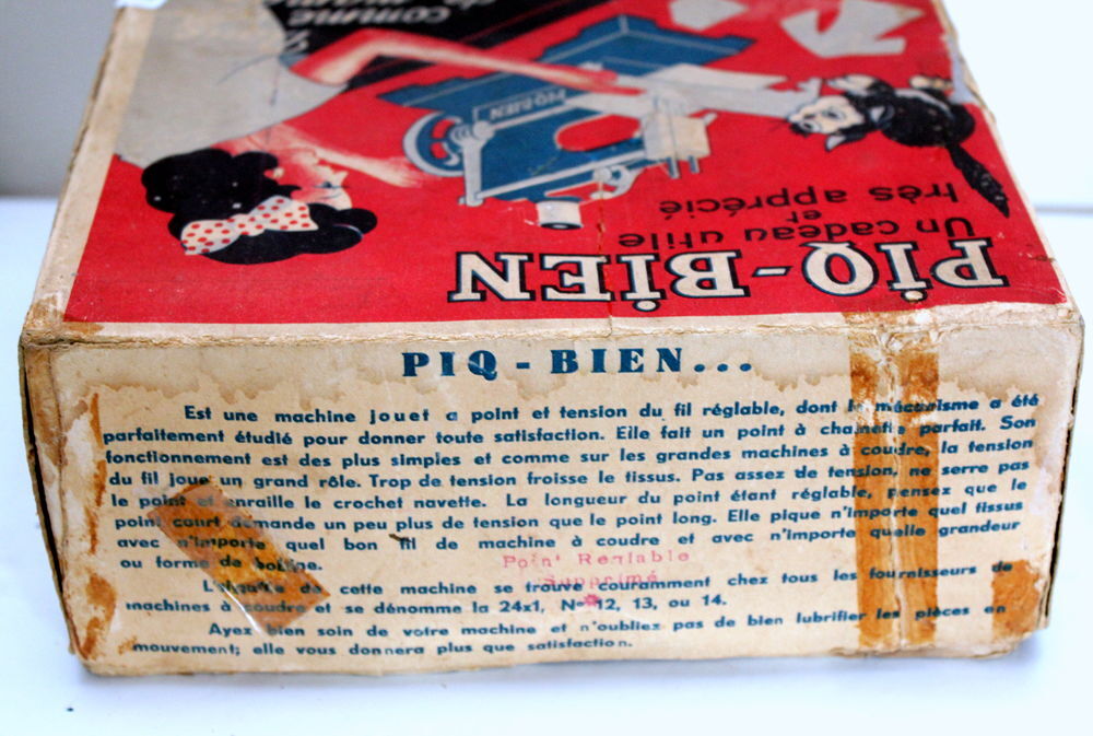 Machine &agrave; coudre jouet PIQ BIEN 1940 -1950 Jeux / jouets