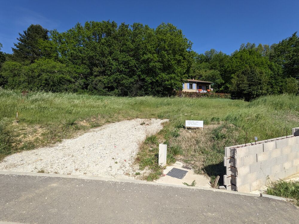 Vente Terrain Parcelle constructible et viabilisée 620 m² Saint-marcel-lès-sauzet