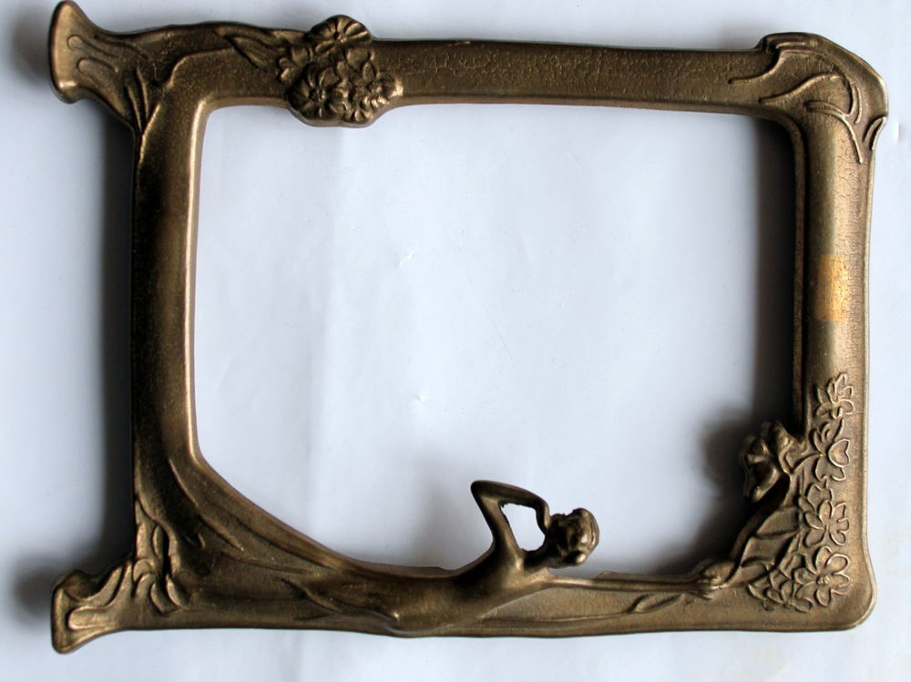 Cadre Art Nouveau en laiton D�coration