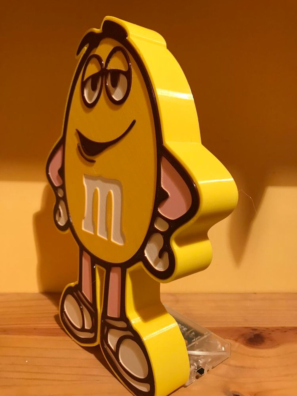 Lampe MMS Jaune &eacute;clairage leds &agrave; piles Décoration