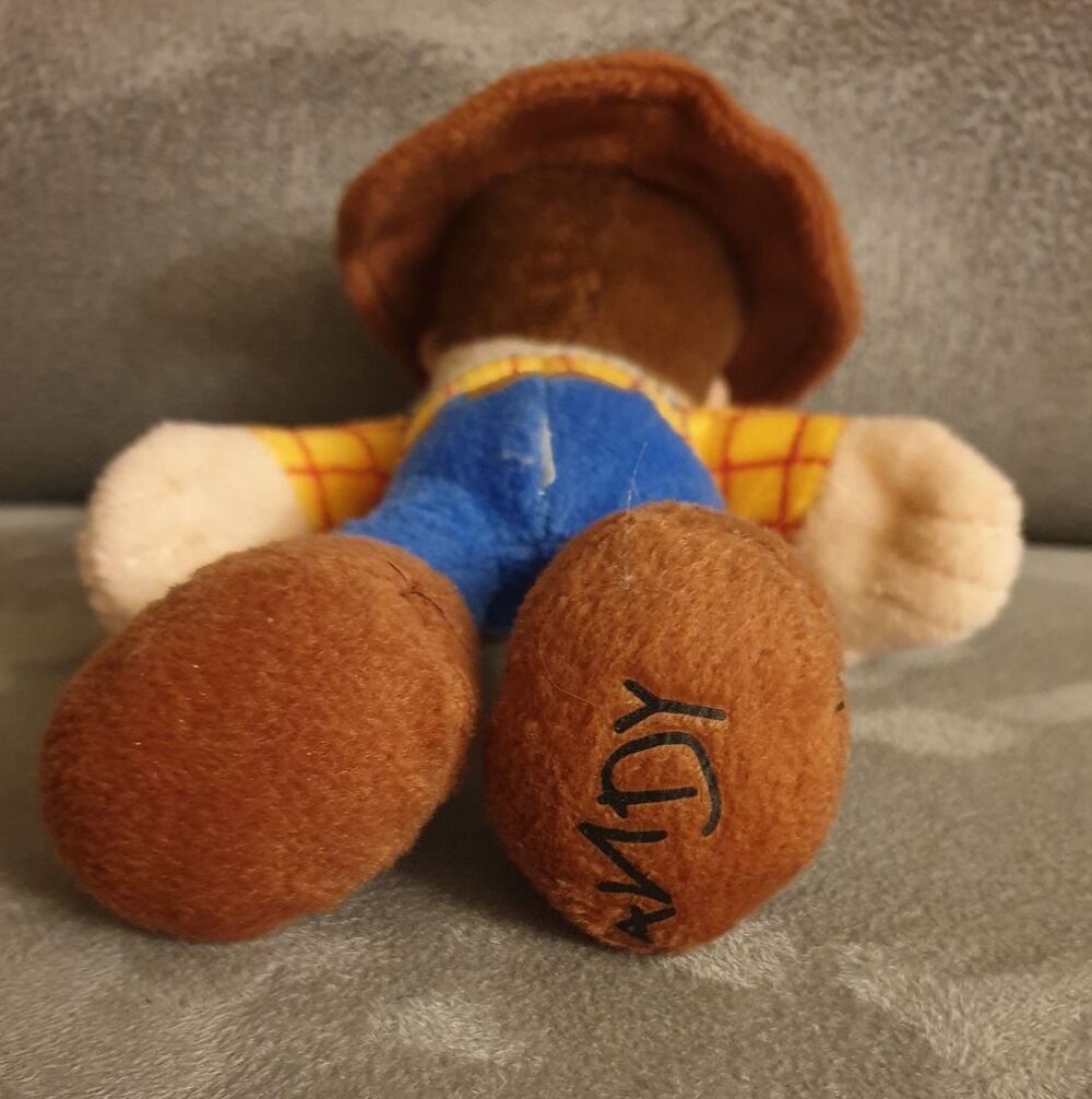 Doudou peluche ? Sh&eacute;rif Woody ? Toy Story Jeux / jouets