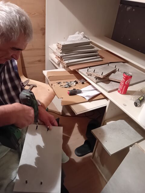 Bricolage dans le bâtiment 0 93140 Bondy