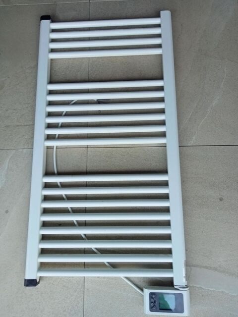 1 sèche- serviette électrique 500w 50 Orignolles (17)