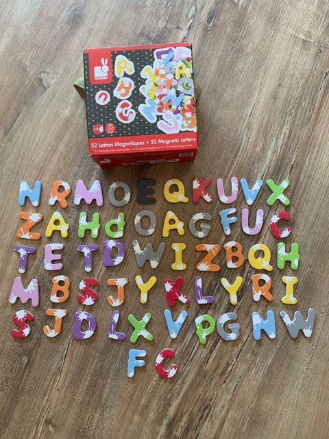 Mallette jeu en bois Janod     52  lettres ma Saleilles (66)