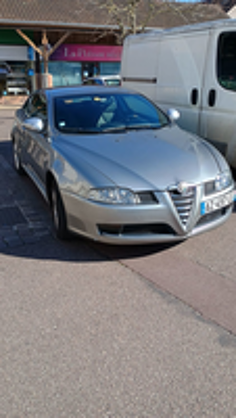 GT 1.9 JTDm 150 Centenario 2010 occasion 78480 Verneuil-sur-Seine