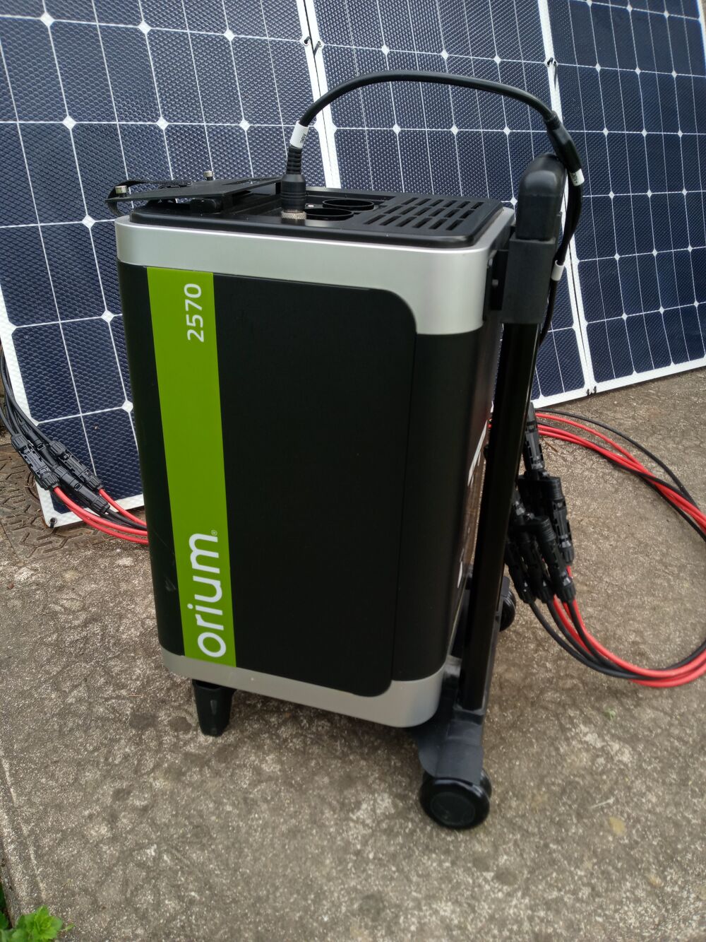 Groupe &eacute;lectrog&egrave;ne Batterie solaire Bricolage