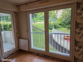  Appartement à louer 3 pièces 64 m²