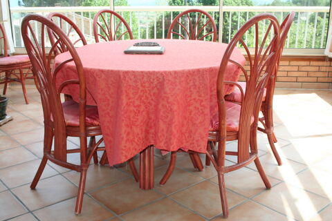 Table ronde avec deux allonges et 8 chaises rotin 450 G�nissieux (26)