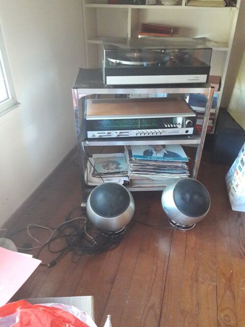 CHAINE HIFI TELEFUNKUN avec poste radio concertino.
100 Carcassonne (11)