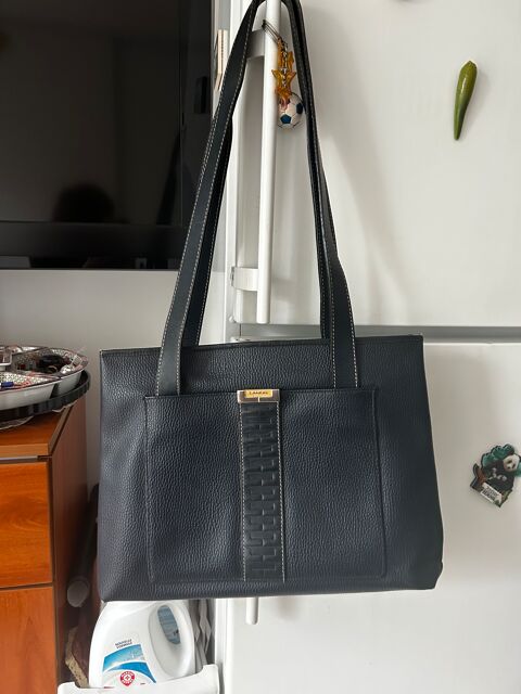 Sac Lancel 49 Saint-Maur-des-Fossés (94)