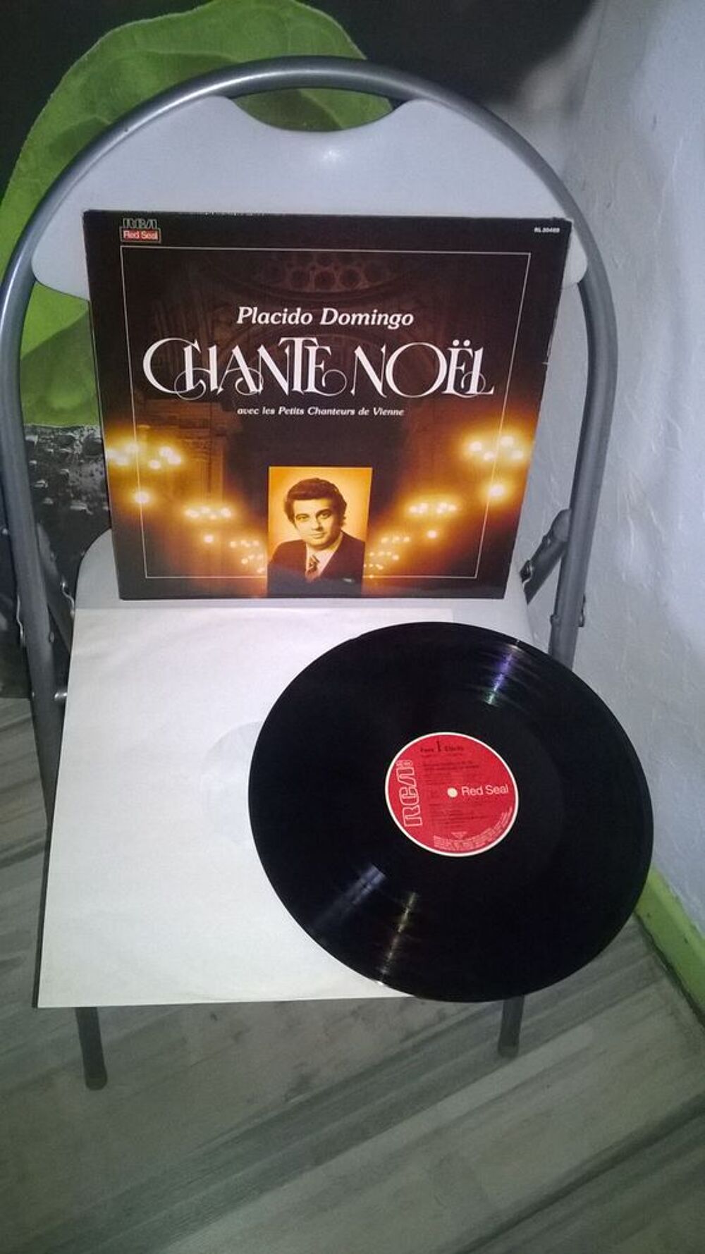 Vinyle Placido Domingo
CHANTE NOEL
1981
Excellent etat
H CD et vinyles