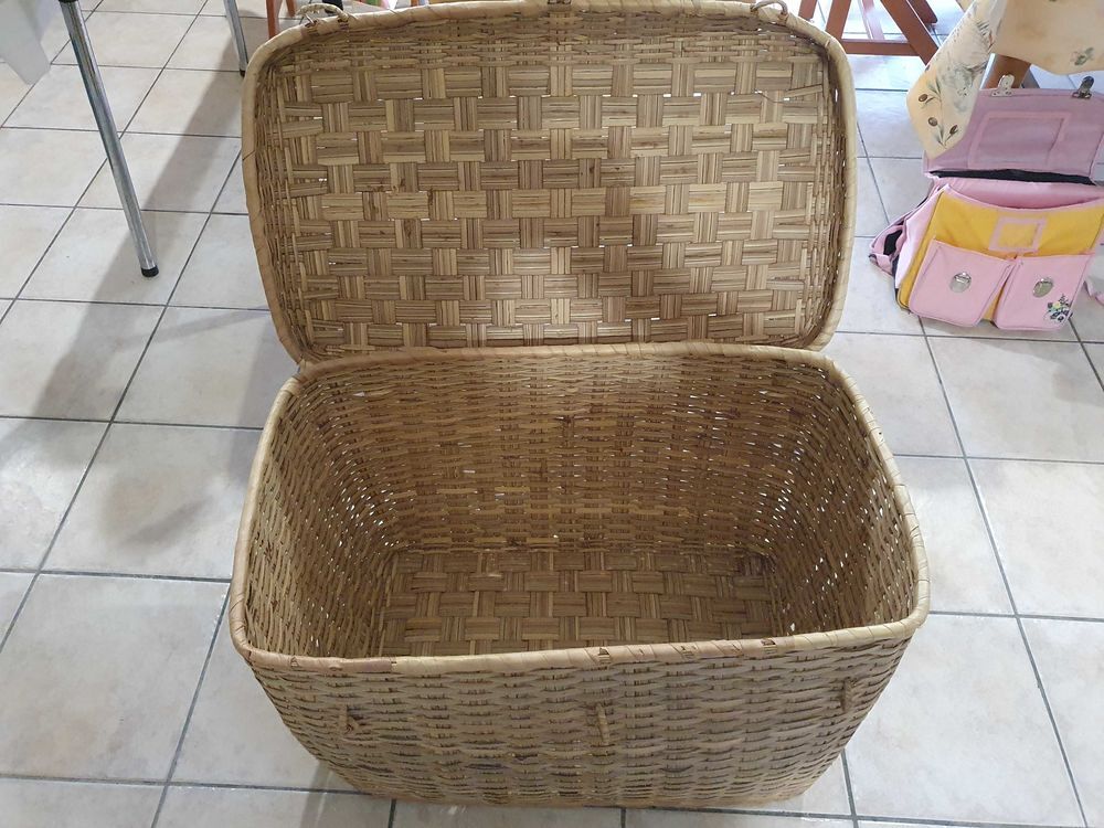 Malle rangement osier tr&egrave;s bon &eacute;tat Meubles