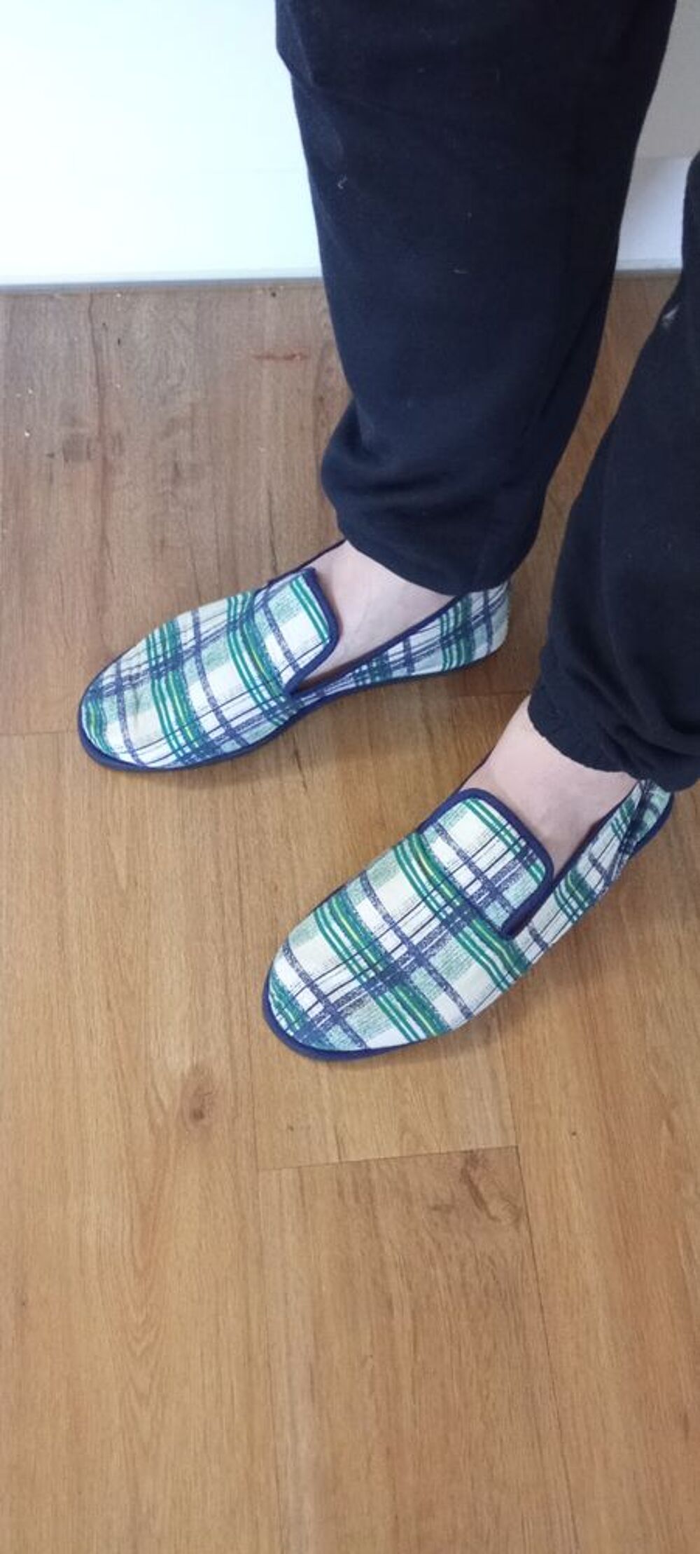 Chaussons pantoufles homme Chaussures