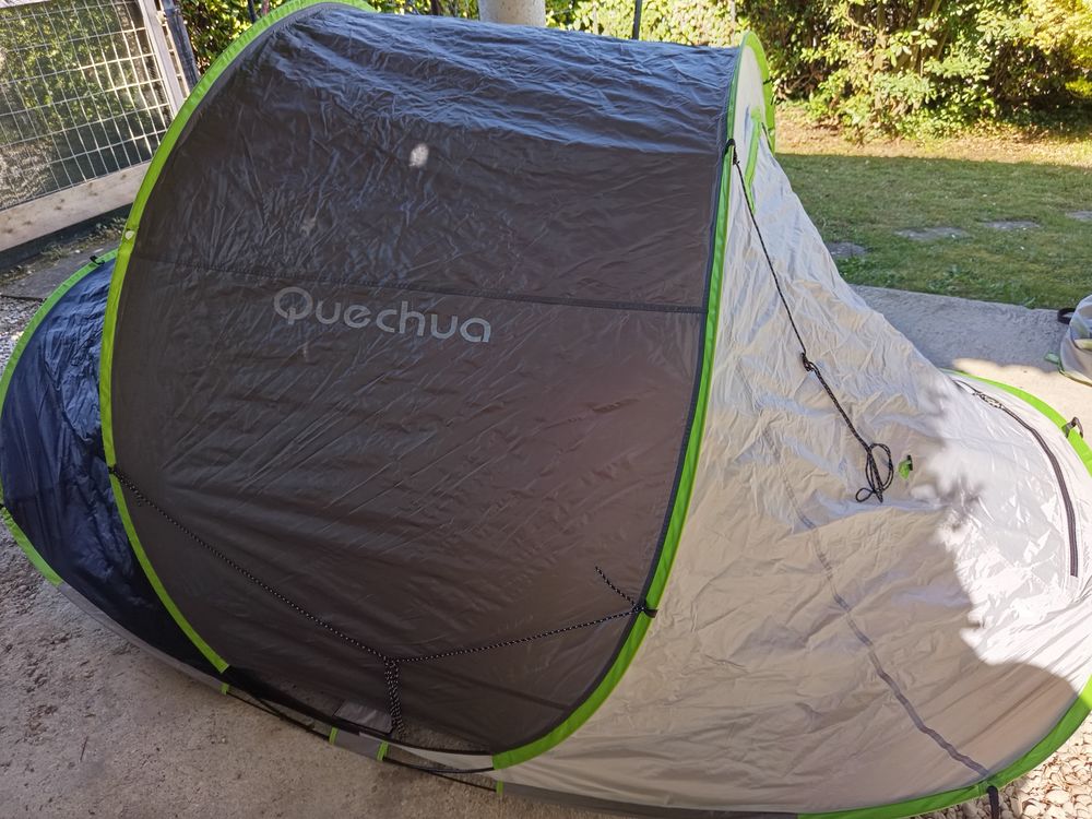 tente quechua 3 places Téléphones et tablettes