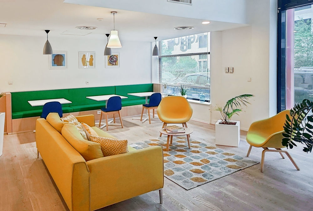   Basculez vers un espace de bureau ouvert prêt à l'emploi pour 15 personnes à LYON, Gerland Lyon 7