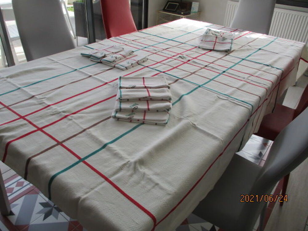 linge de table nappe serviettes Décoration