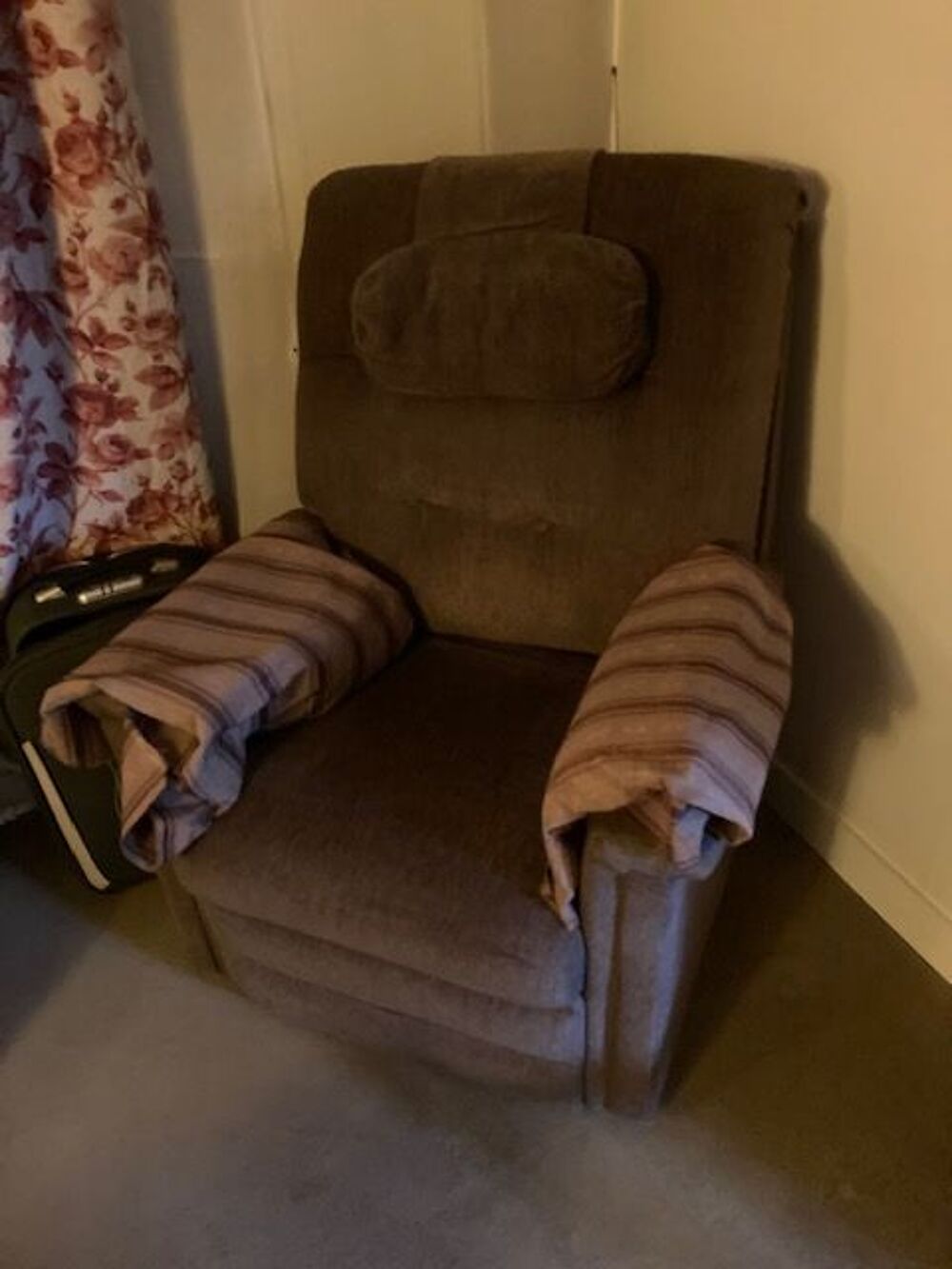 fauteuil relax &eacute;lectrique Meubles