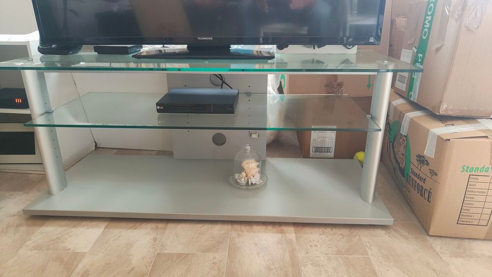 Table TV en verre Meubles