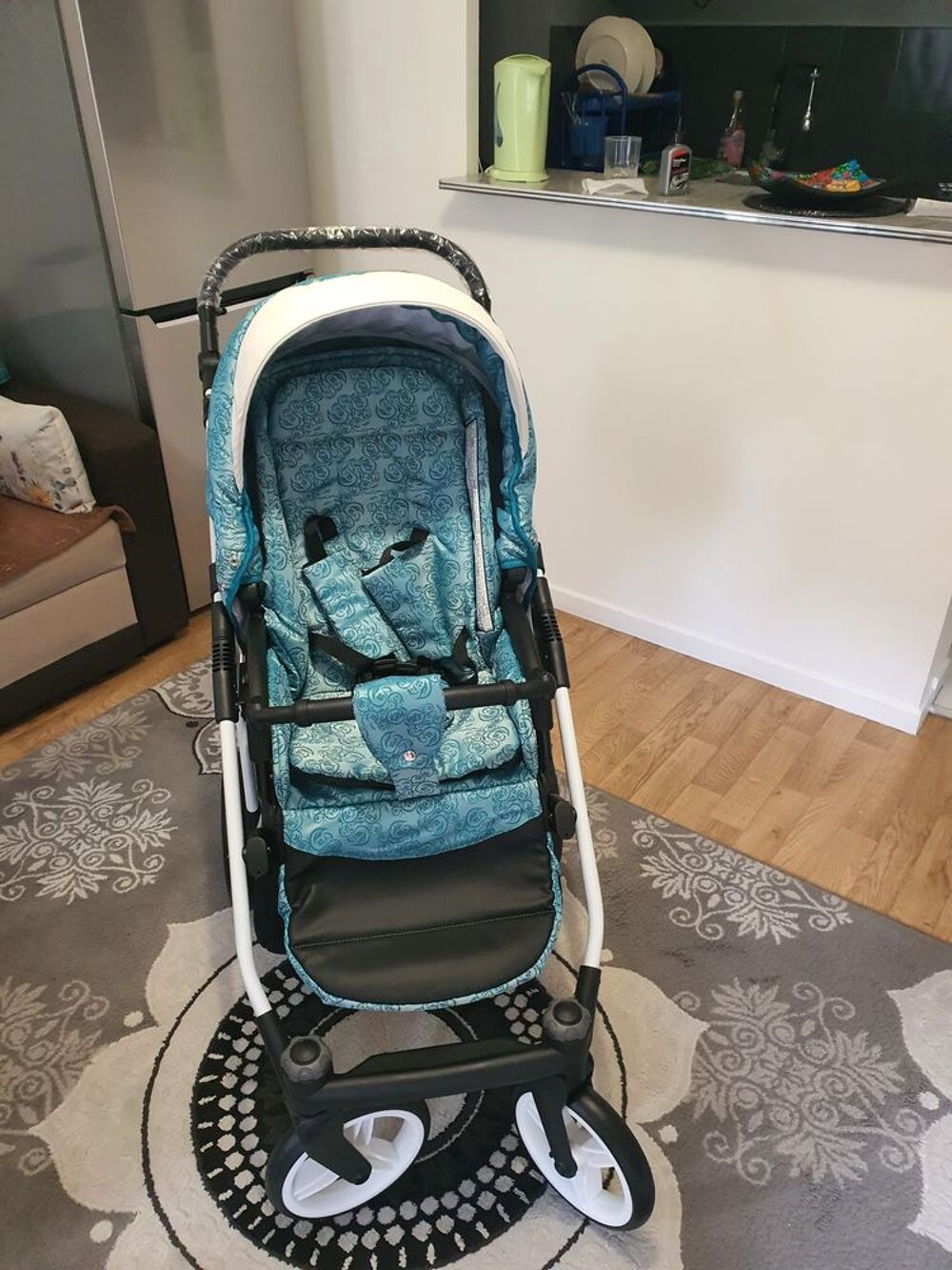 Poussette 3 en 1 Pu�riculture