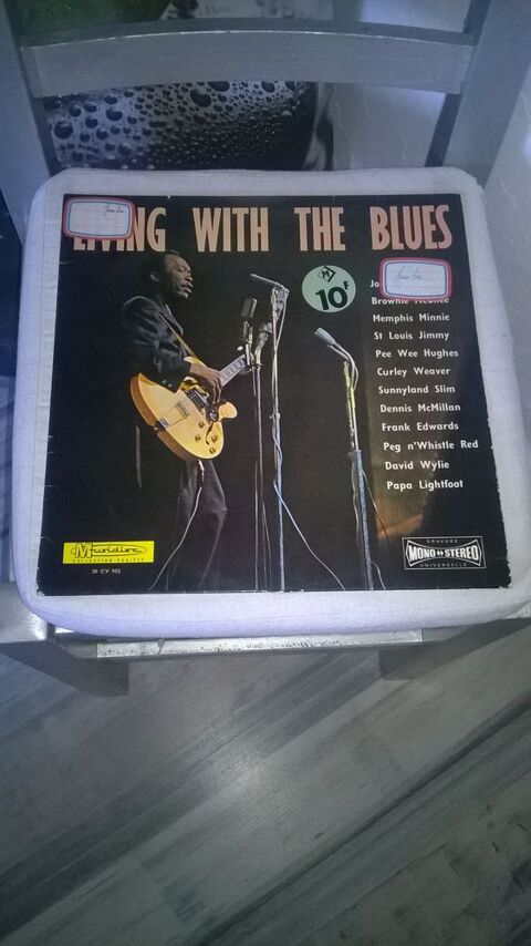 Vinyle Living With The Blues
Bon etat
Livin' With The Blue 5 Talange (57)