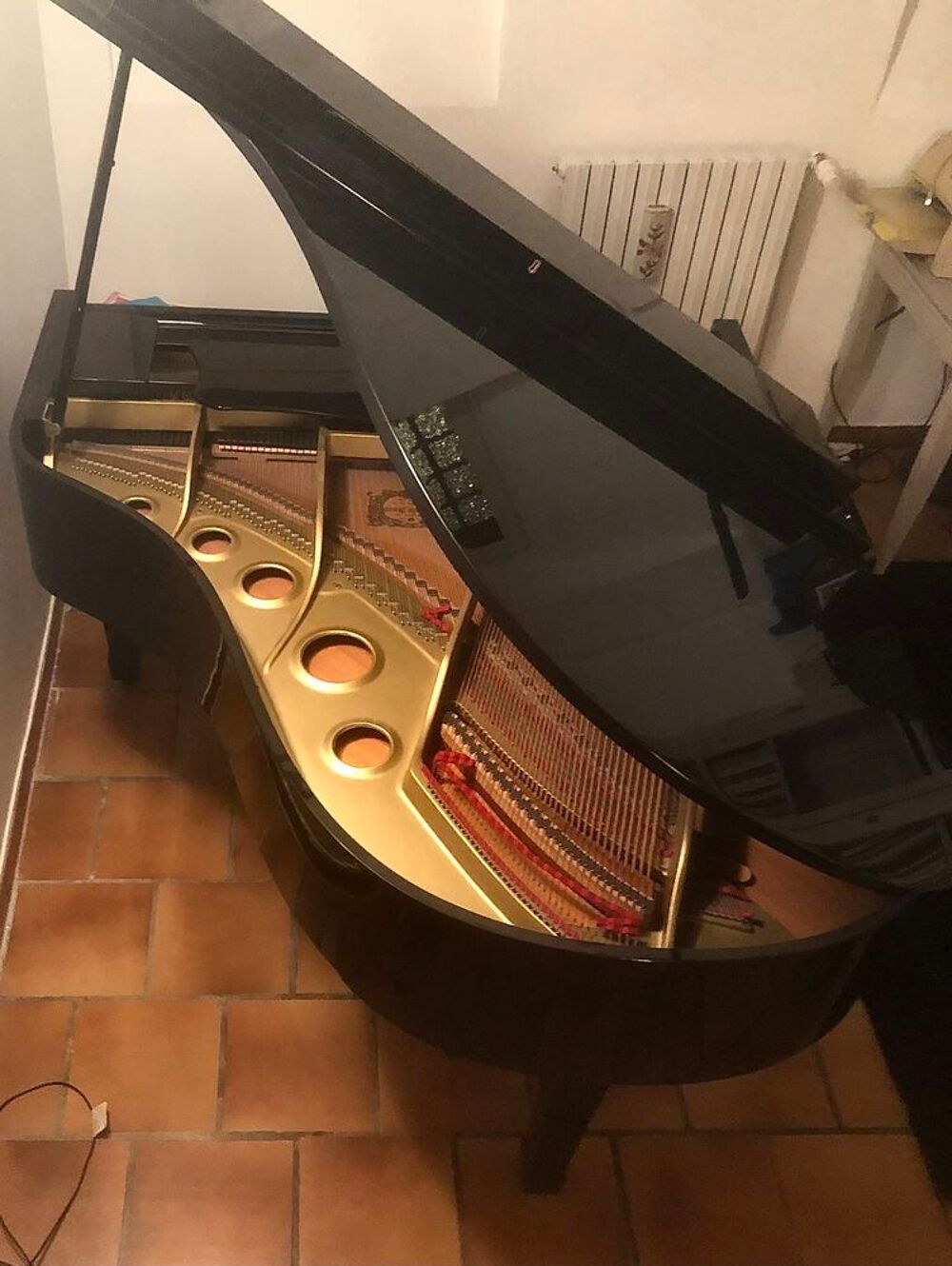 Piano 1/4 de queue YAMAHA G3 laqu&eacute; noir Instruments de musique