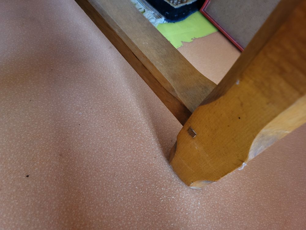 BUREAU EN AULNE MASSIF Meubles