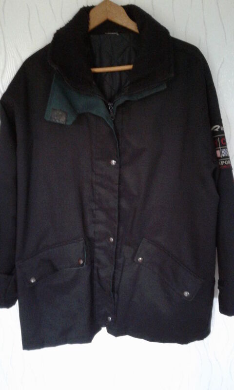 Parka déperlant noir taille M Roost-Warendin (59)