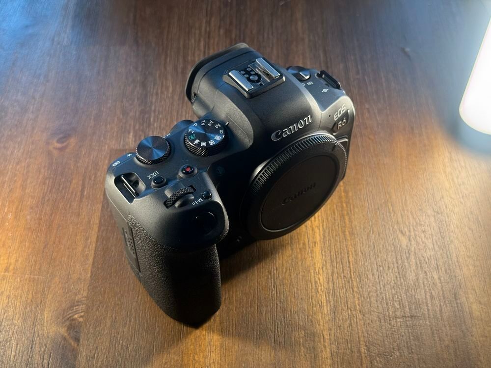 Appareil photo hybride Canon EOS R6 - Quasi neuf Photos/Video/TV