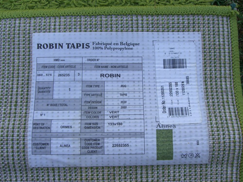 Tapis 133 x 180 'Robin' de chez Alin&eacute;a t.b.e Meubles