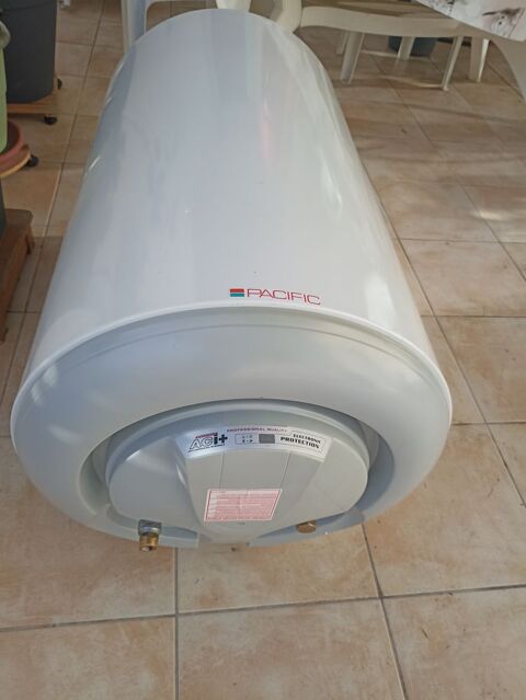 chauffe eau  de 150 L marque pacific 0 Le Barcar�s (66)