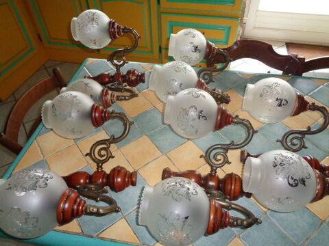 Appliques murales 25 Saint-S�ve (33)