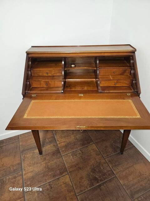 SECRETAIRE MERISIER BON ETAT 2500 Saint-Max (54)