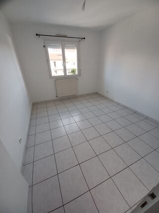  Appartement � louer 4 pi�ces 66 m� Valence