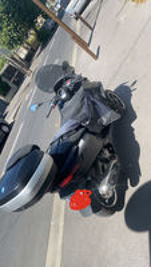 PIAGGIO 2016 occasion 93190 Livry-Gargan