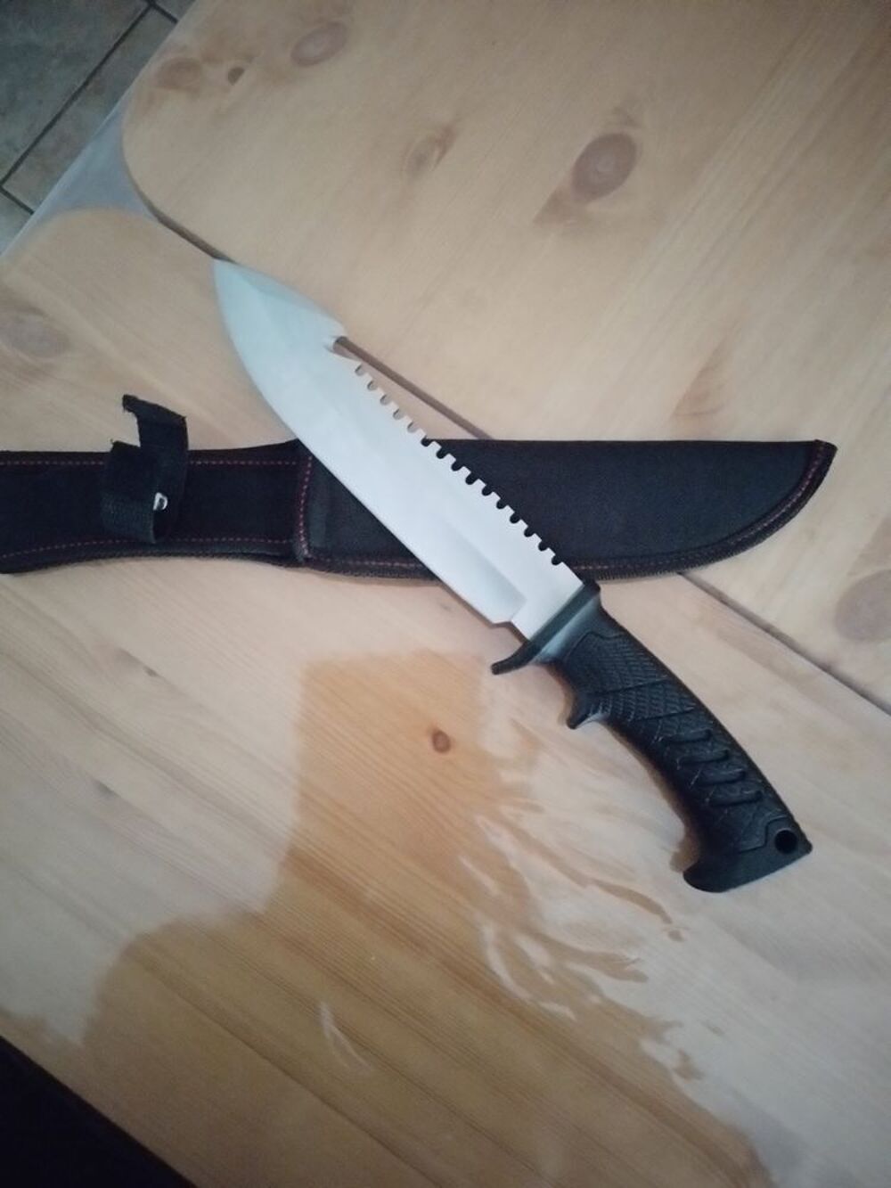 Couteau de chasse ou peche Sports
