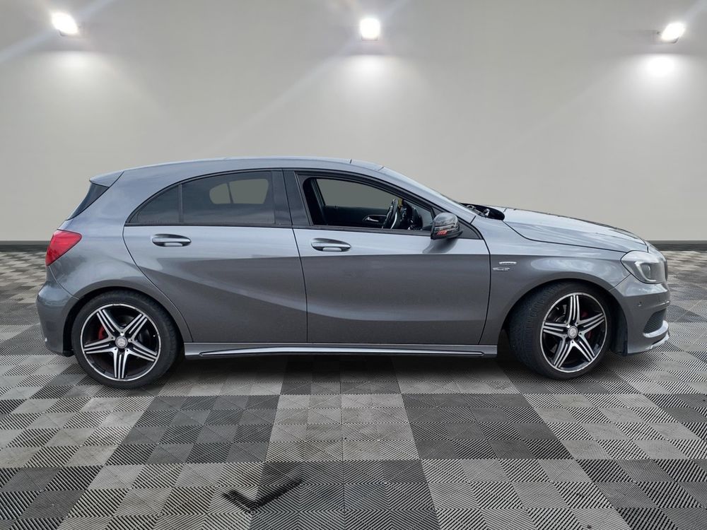 Classe A 250 BlueEFFICIENCY Version Sport 7-G DCT A 2013 occasion 69100 Villeurbanne