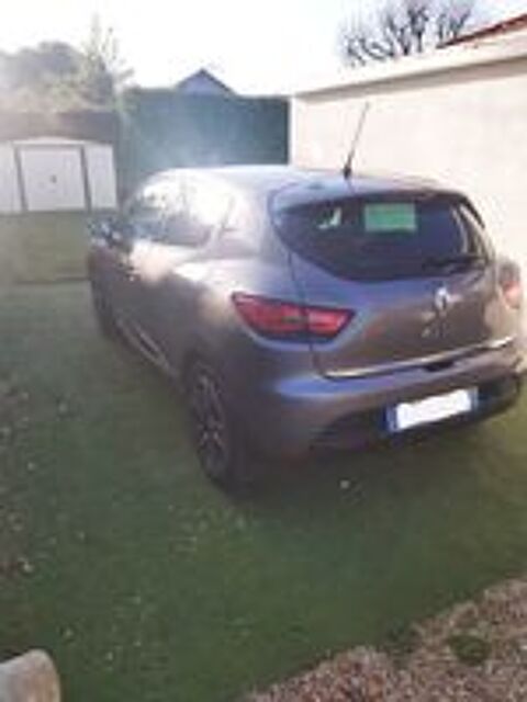 Clio IV 1.2 16V 75 Limited 2015 occasion 16710 Saint-Yrieix-sur-Charente