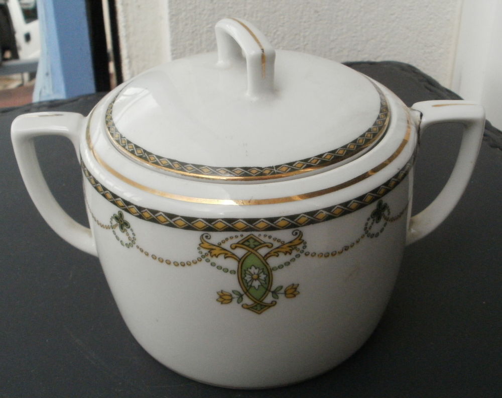 SUCRIER en porcelaine HUTSCHENREUTHER ALTROHIAU HABSBURG Cuisine