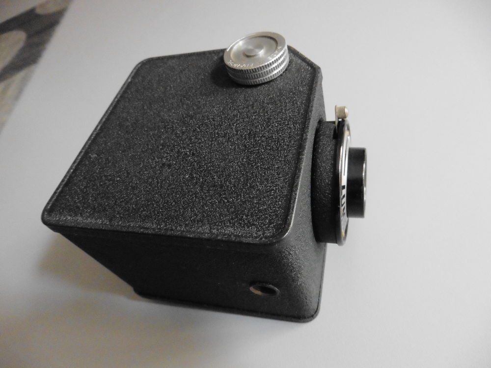 Appareil photo Ancien Box Lumi&egrave;re Photos/Video/TV