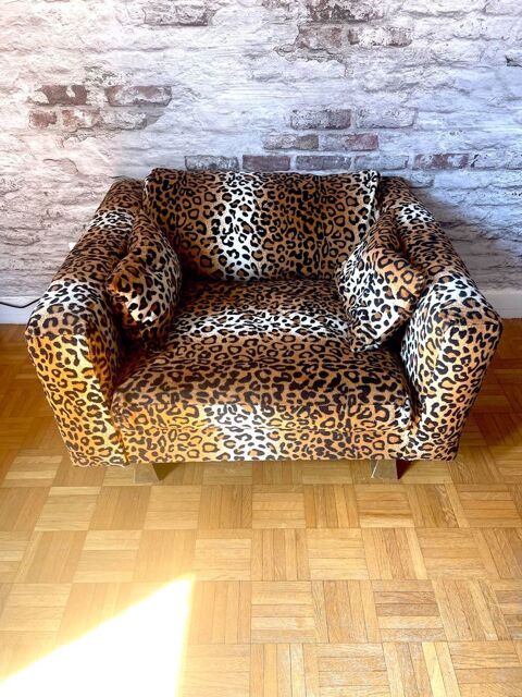 Fauteuil rétro vintage en tissu motif Léopard 250 La Mulatière (69)