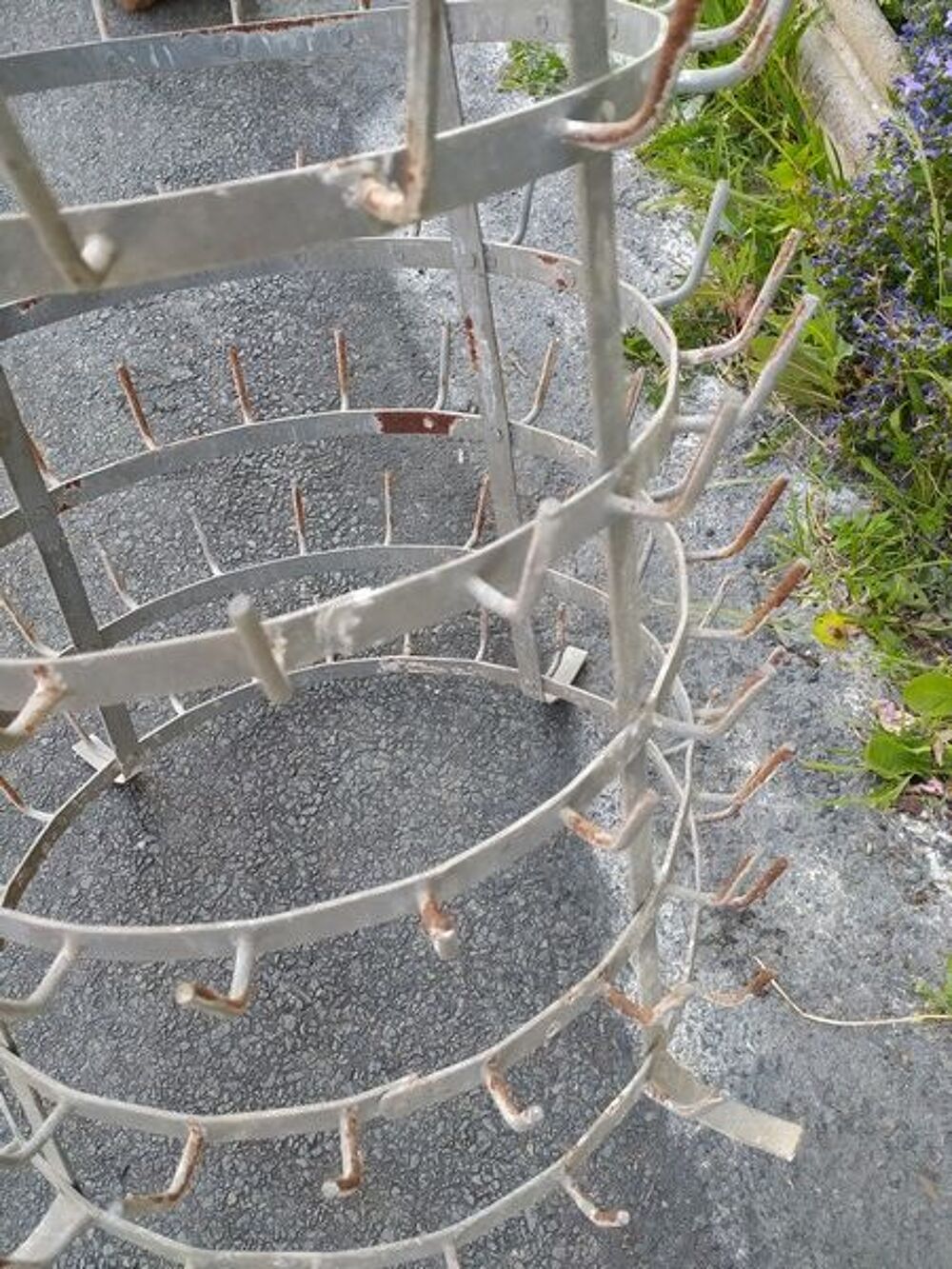 Grand If H&eacute;risson &Eacute;gouttoir &agrave; Bouteilles Jardin