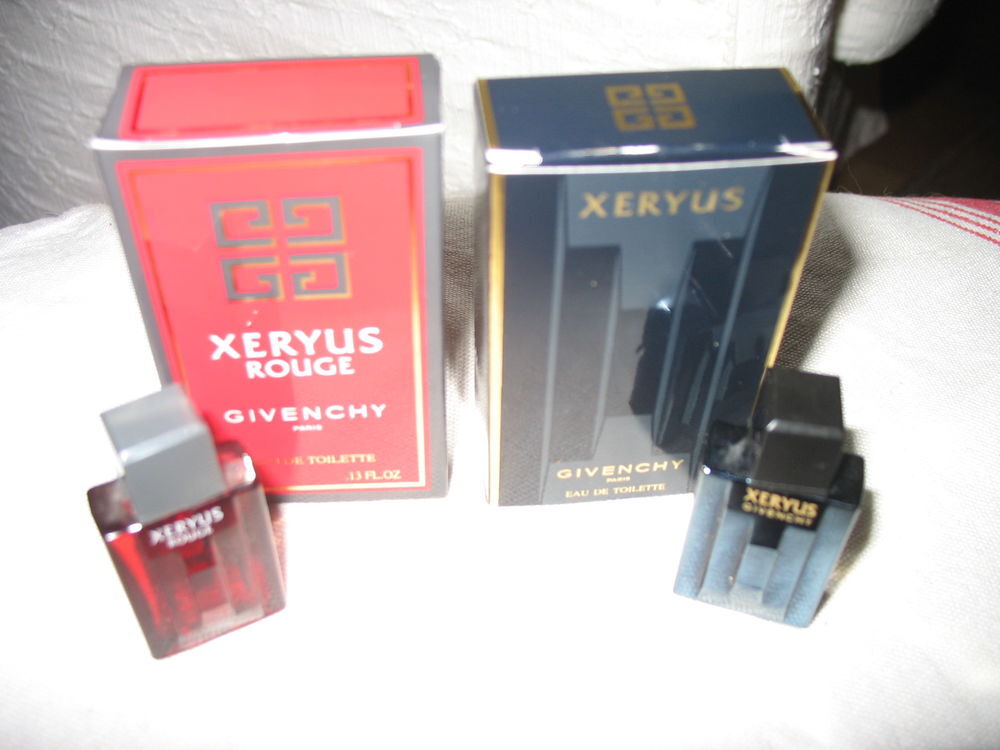 Lot 2 miniatures GIVENCHY 