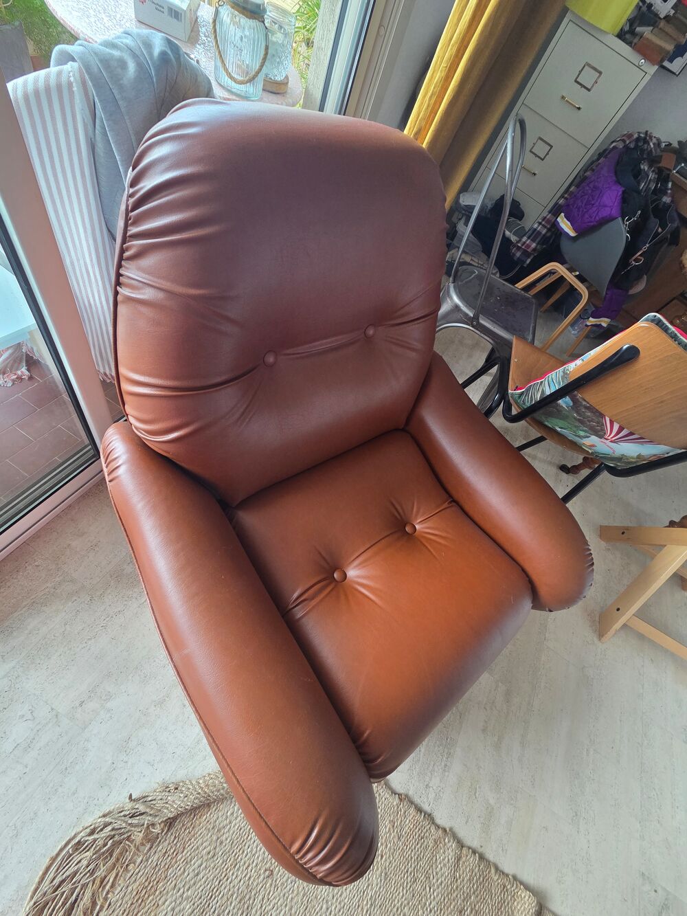 FAUTEUIL SIMILI CUIR Meubles