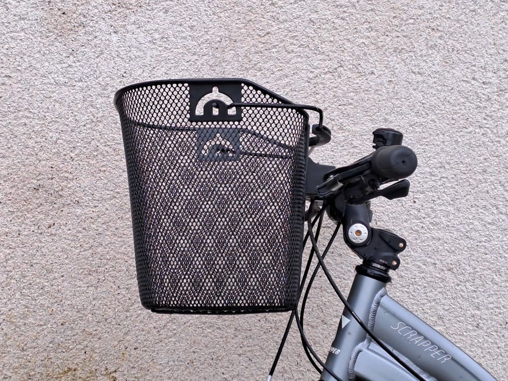 Tr&egrave;s joli v&eacute;lo femme Vélos