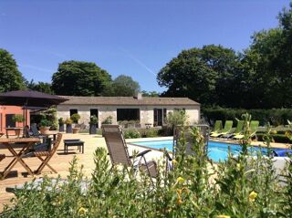  Propriété/château à vendre 8 pièces 400 m²