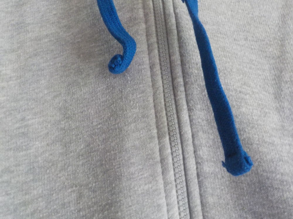 VESTE GRISE A CAPUCHE BRITISH EAGLE TAILLE L Vêtements