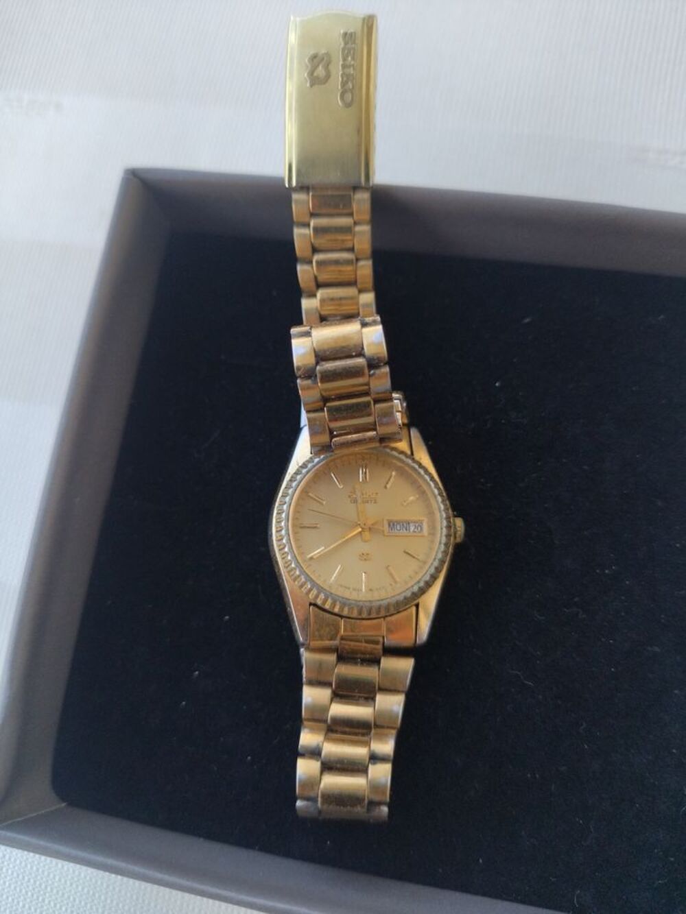 MONTRE SEIKO DAME PLAQUE OR Bijoux et montres