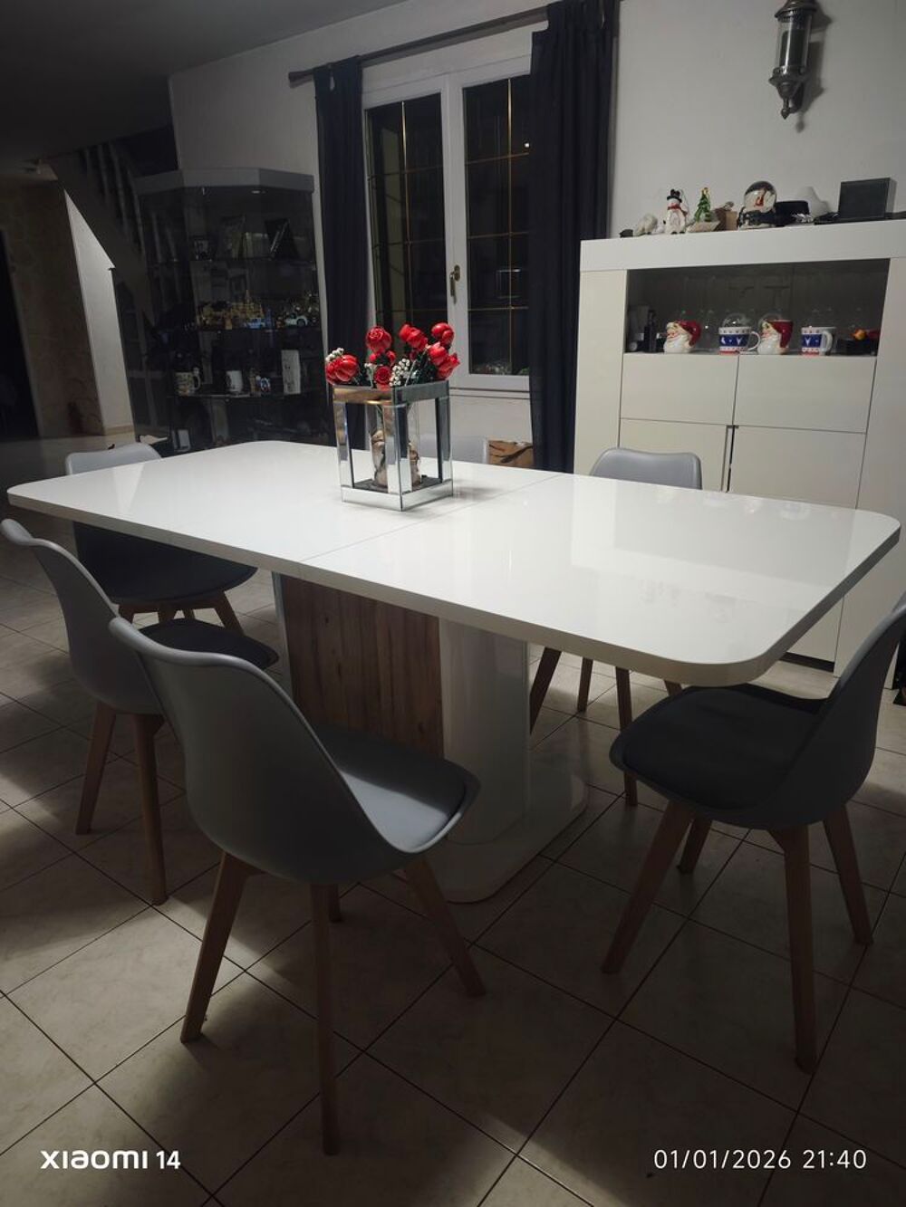Table de salle &agrave; manger Meubles
